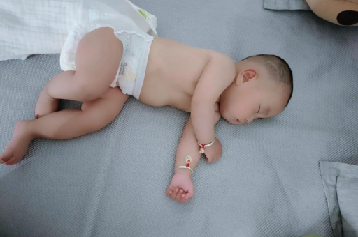 温州没满月的宝宝